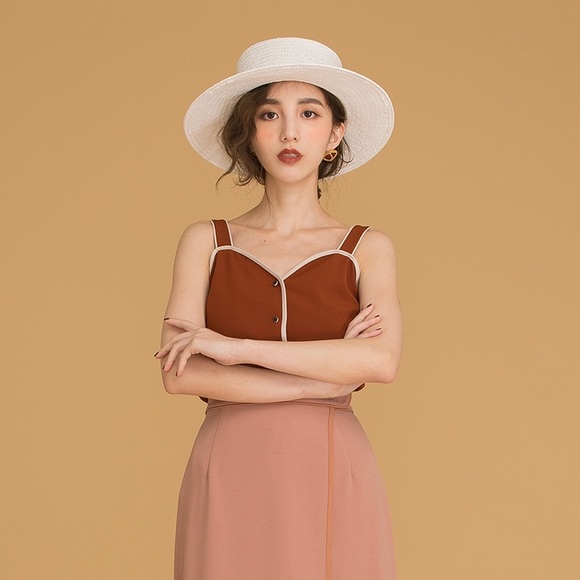 Dresseum Vintage Red Sleeveless Tank Top - Picture 3 of 7